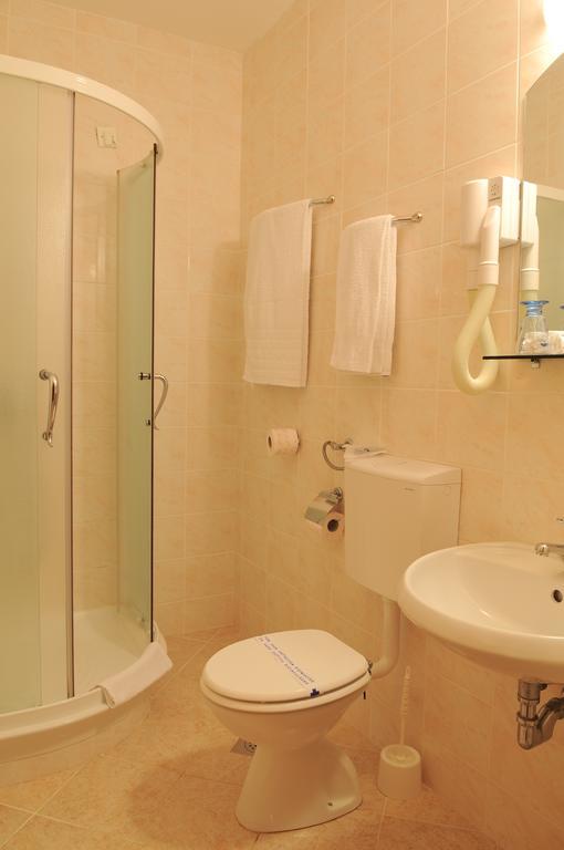 Rooms Split Stobreč Exterior foto