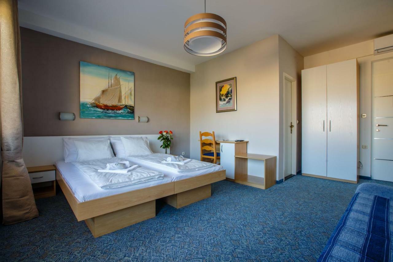 Rooms Split Stobreč Exterior foto