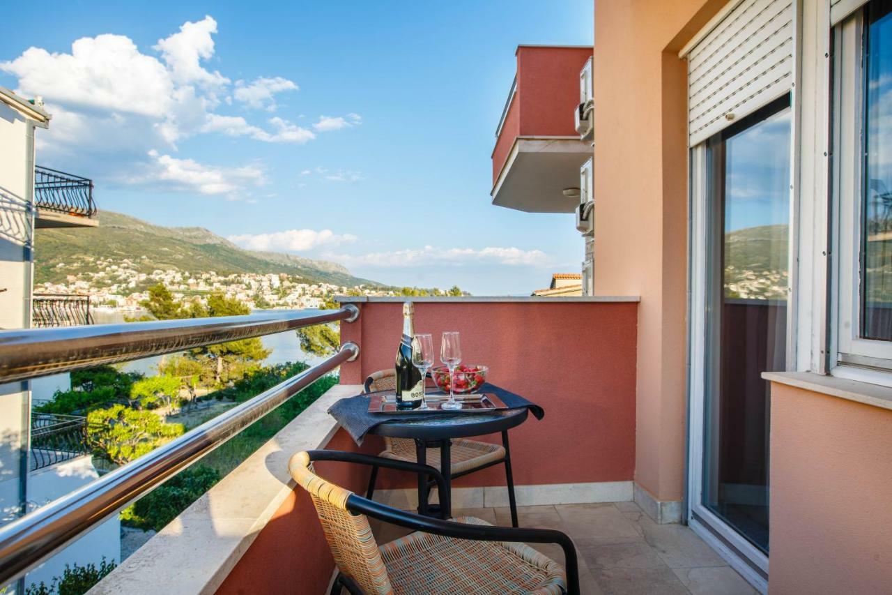 Rooms Split Stobreč Exterior foto